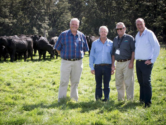 USA'S ANGUSPURE SPECIAL RESERVE CLIENTS VISIT NZ