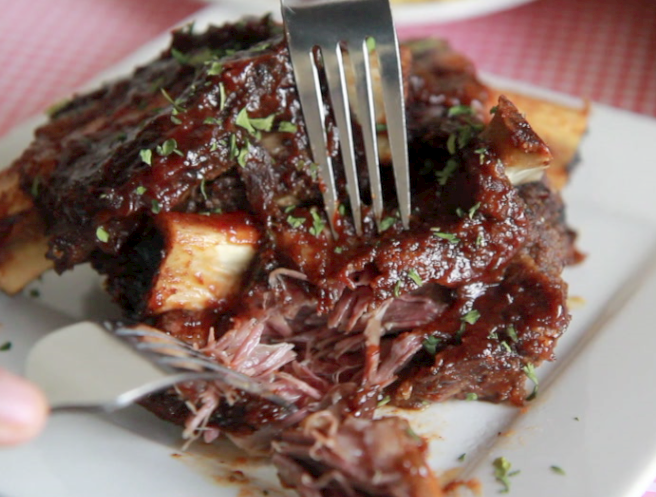 OVEN BAKED BBQ ANGUSPURE BEEF RIBS